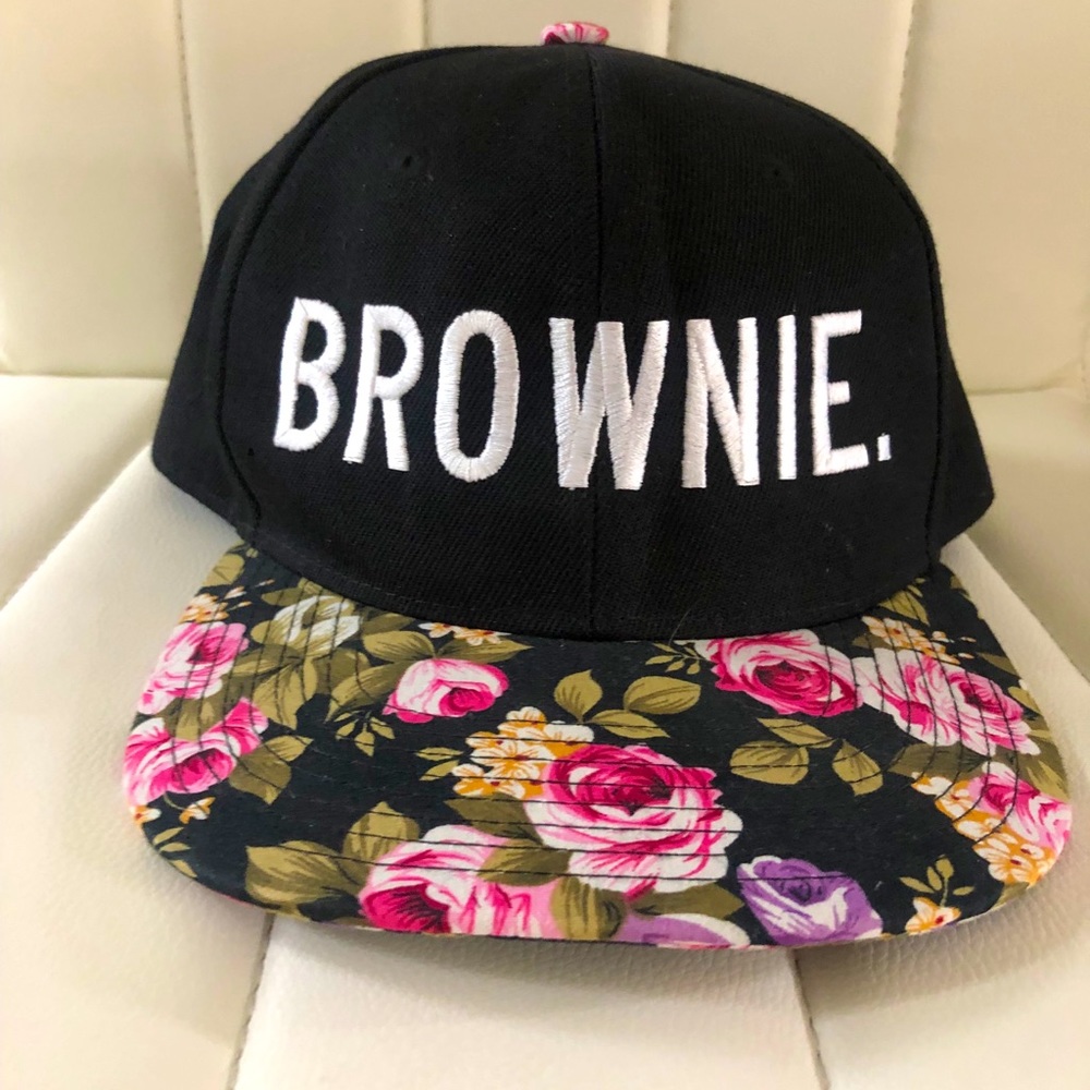 “Brownie” flat bill hat